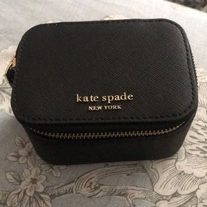 Kate spade travel jewelry case